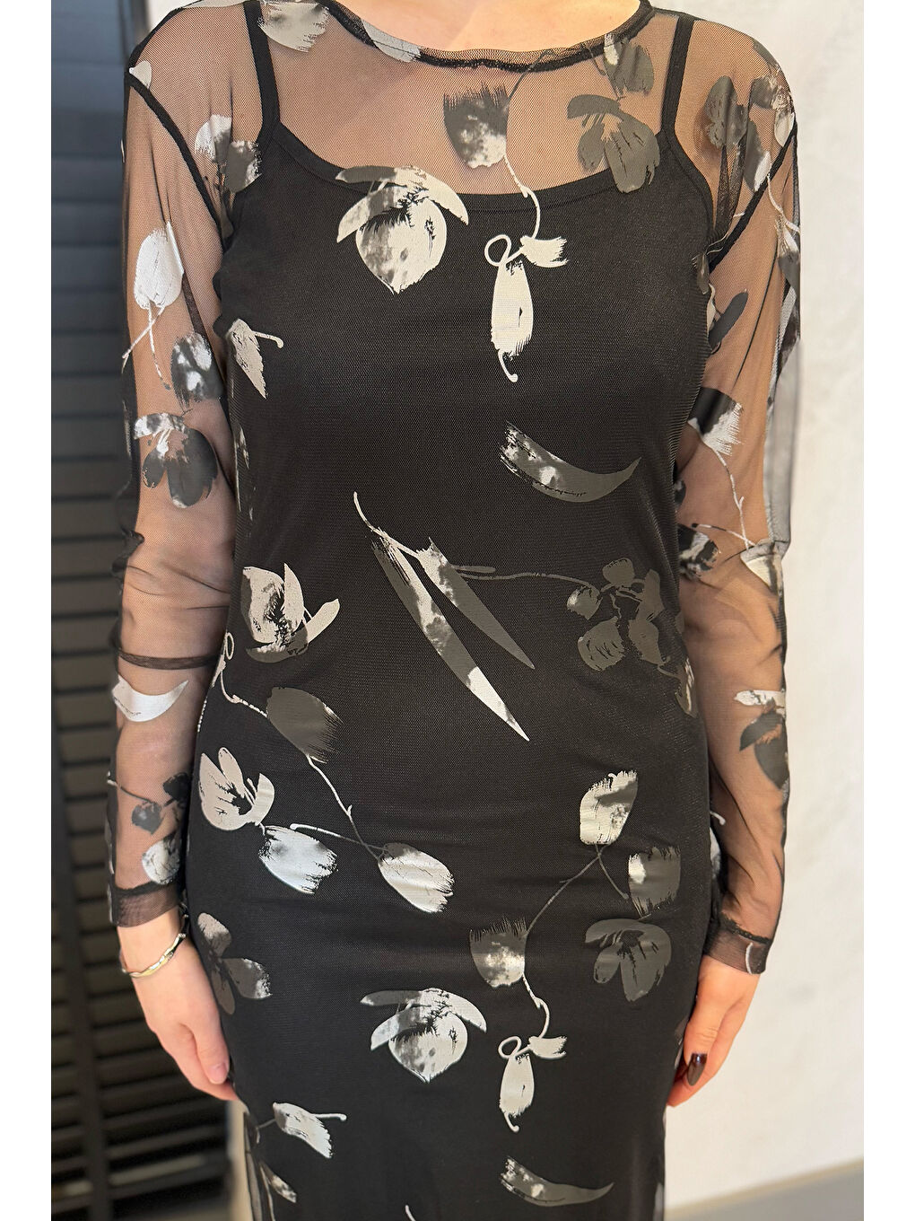 Siyah Kadın İç Astarlı Desenli Tül Elbise-3