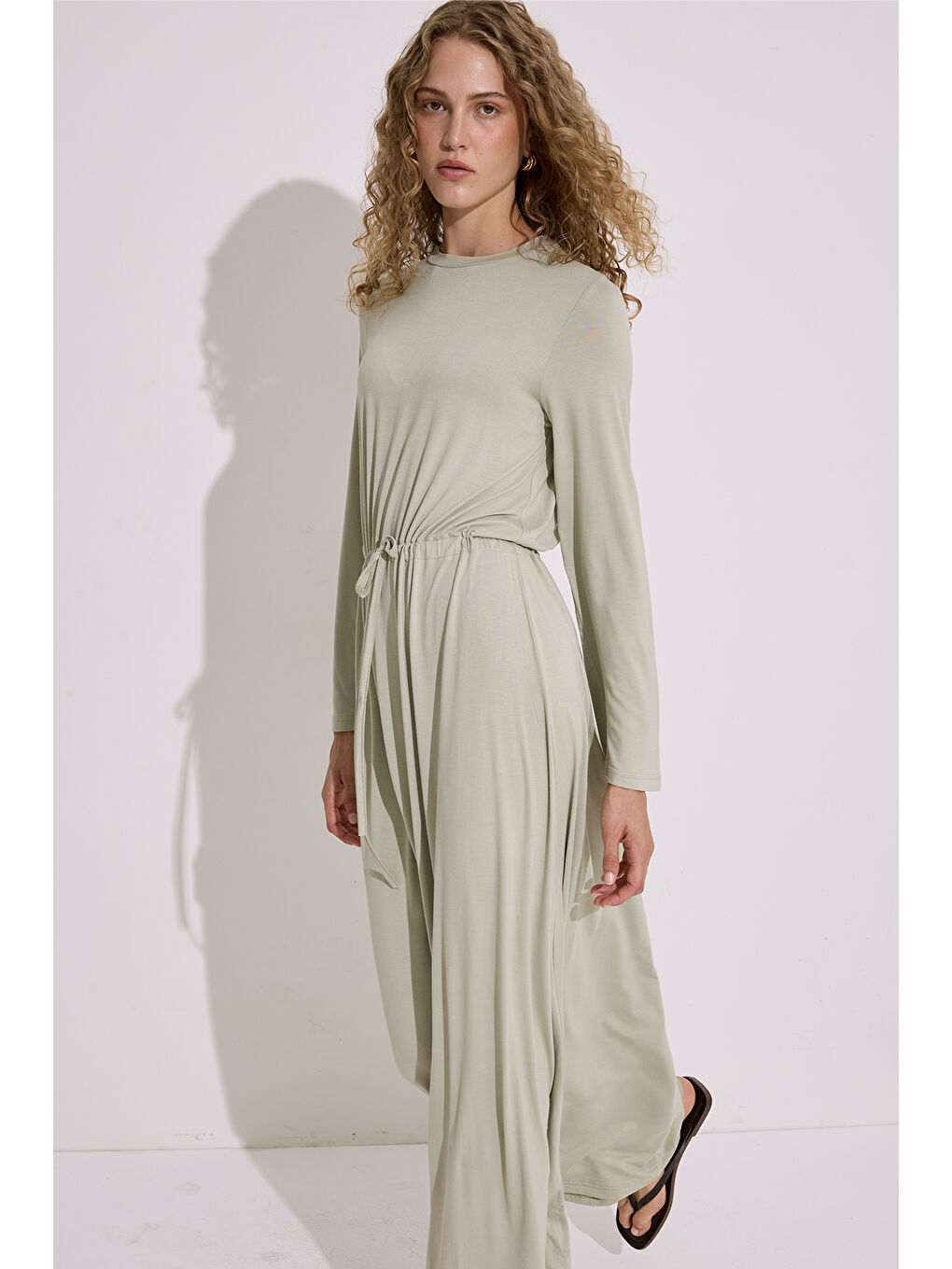 Dökümlü Uzun Kol Elbise Pastel Yeşil-3