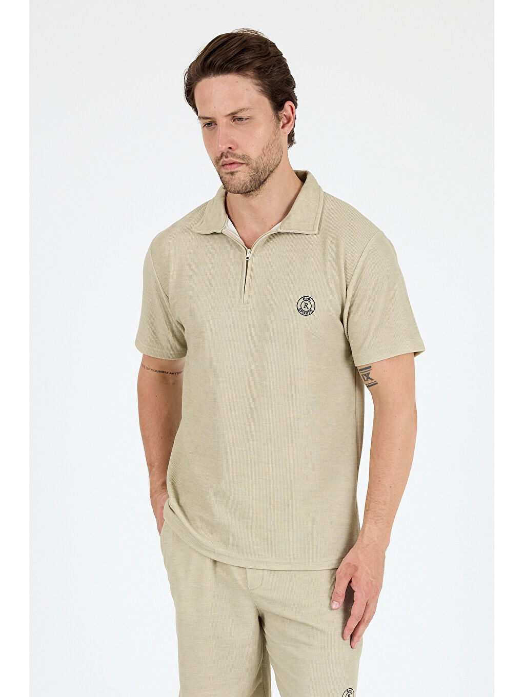 Bej Erkek Kapris Polo Yaka Kısa Kollu Tişört – Rahat Kalıp, Nefes Alan Kumaş Erkek Tişört 7918-2