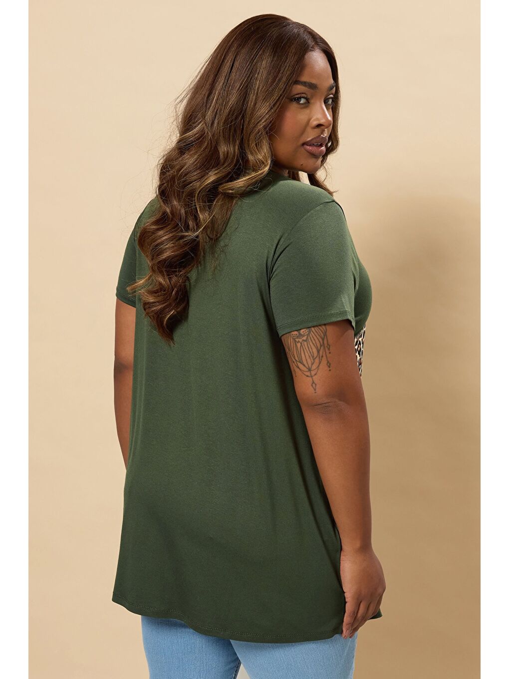 Yeşil Büyük Beden Bisiklet Yaka Kısa Kollu Baskılı T-shirt 304172-3