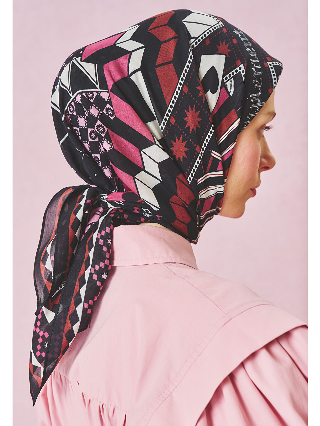 Siyah LITTLE LOVE DREAM DESEN FLOŞ VİSKON EŞARP BLACK SWAN-4