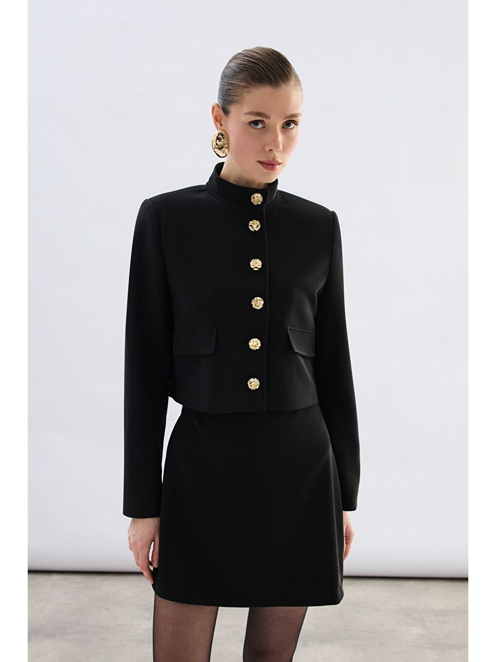 Düğmeli Kısa Ceket - Siyah-1