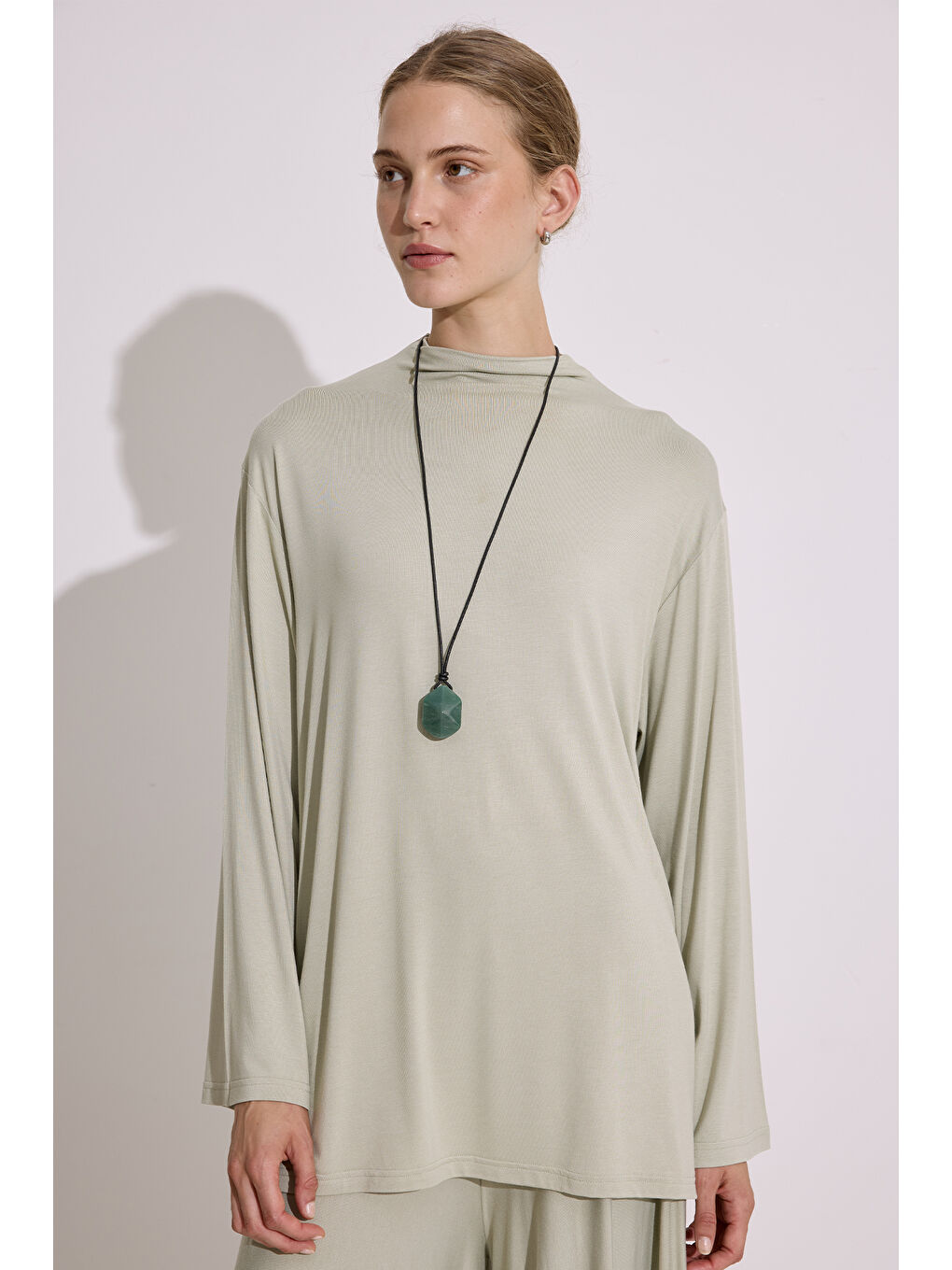 Dökümlü Uzun Kol Bluz Pastel Yeşil-2