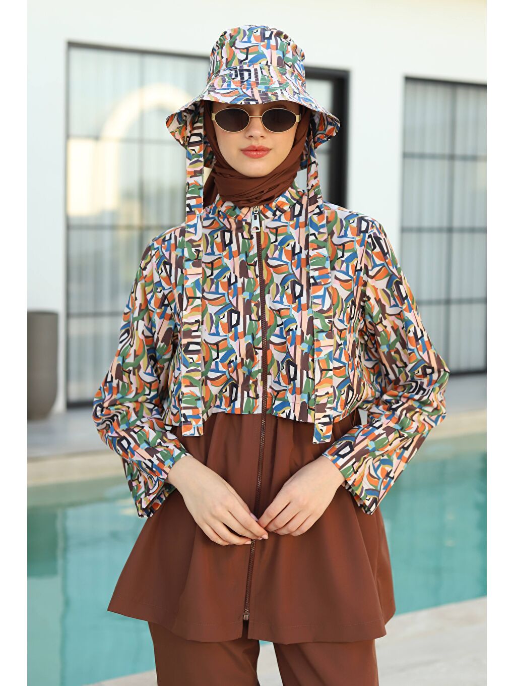 Karışık Desenli Kısa Yüzme Takımı Fractal Desen-1