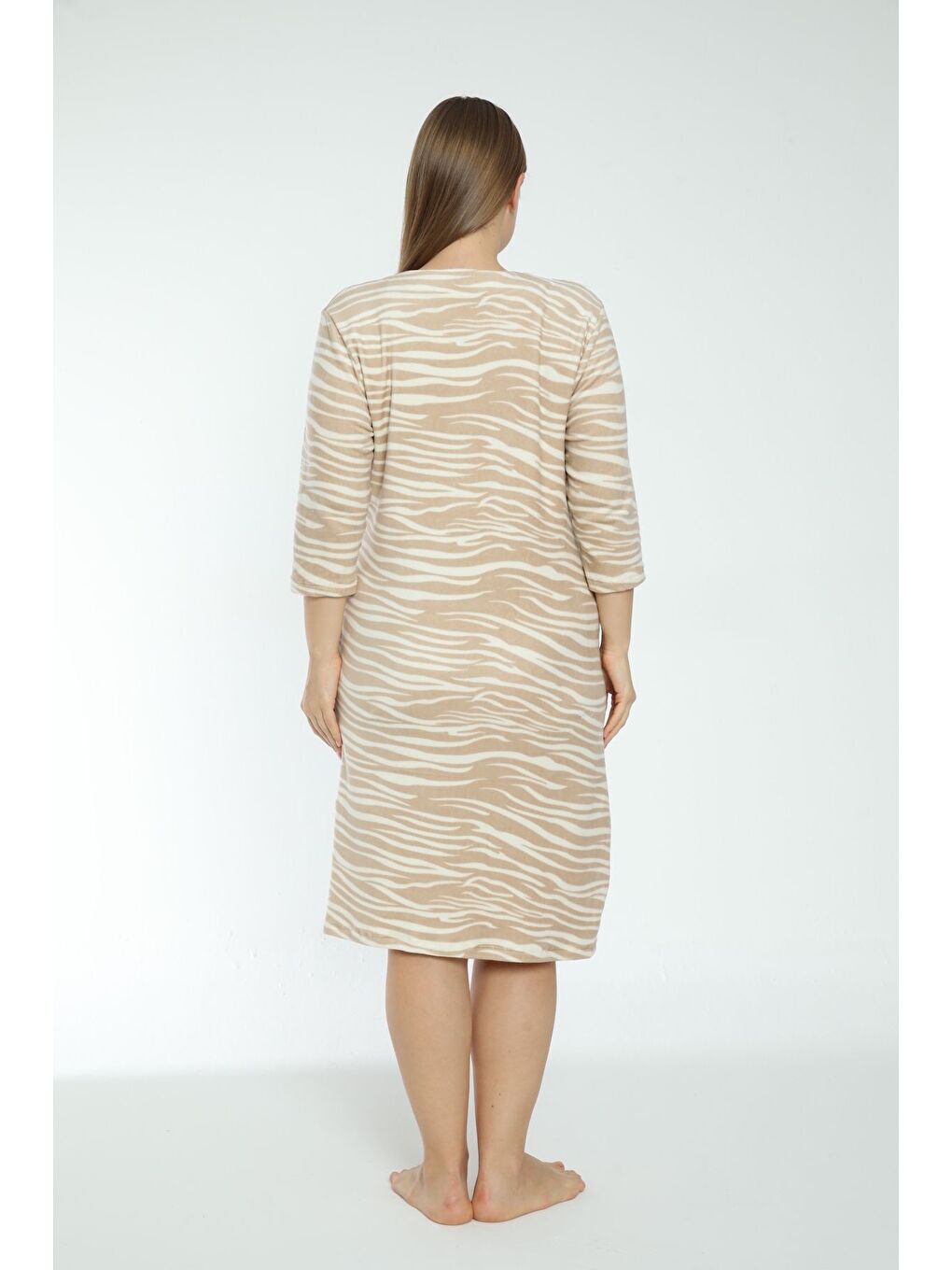 Bej Kadın Cepli Desenli Soft Polar Büyük Beden Elbise-4