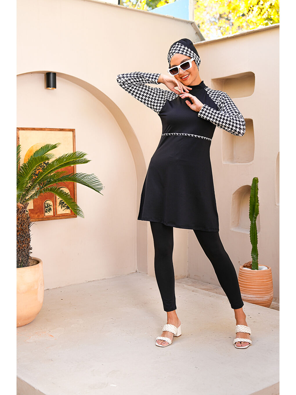 Siyah Kaz Ayağı Desenli Taytlı Kapalı Tesettür Mayo 3710-1