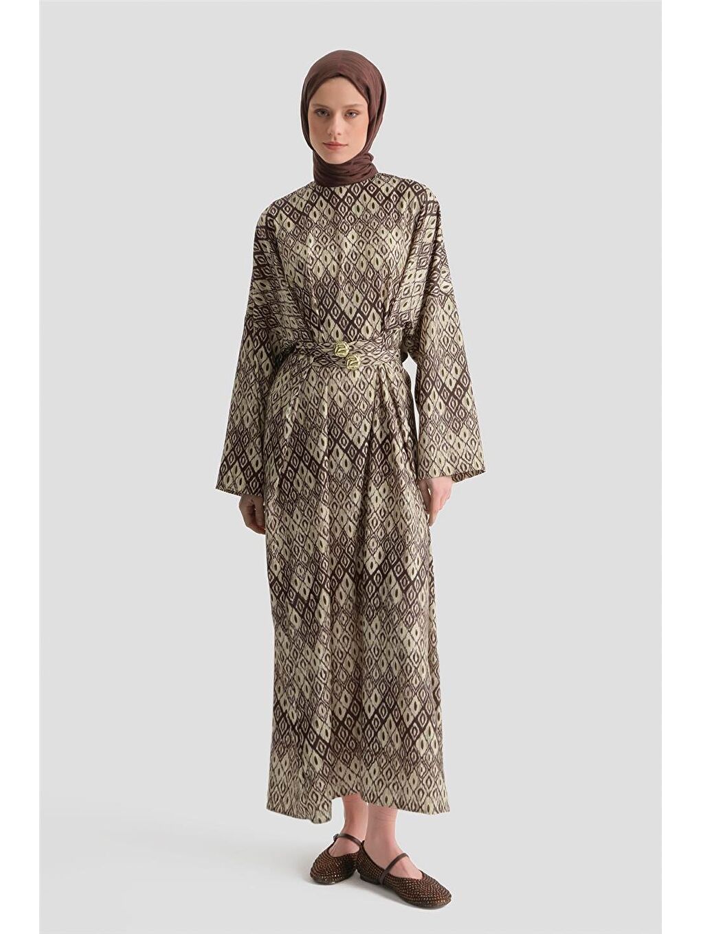 Kahverengi Toka Detaylı Desenli Elbise Kahve-2