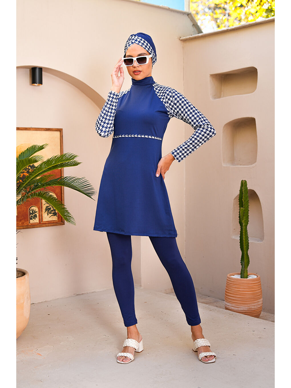 Lacivert Kaz Ayağı Desenli Taytlı Kapalı Tesettür Mayo 3710-1