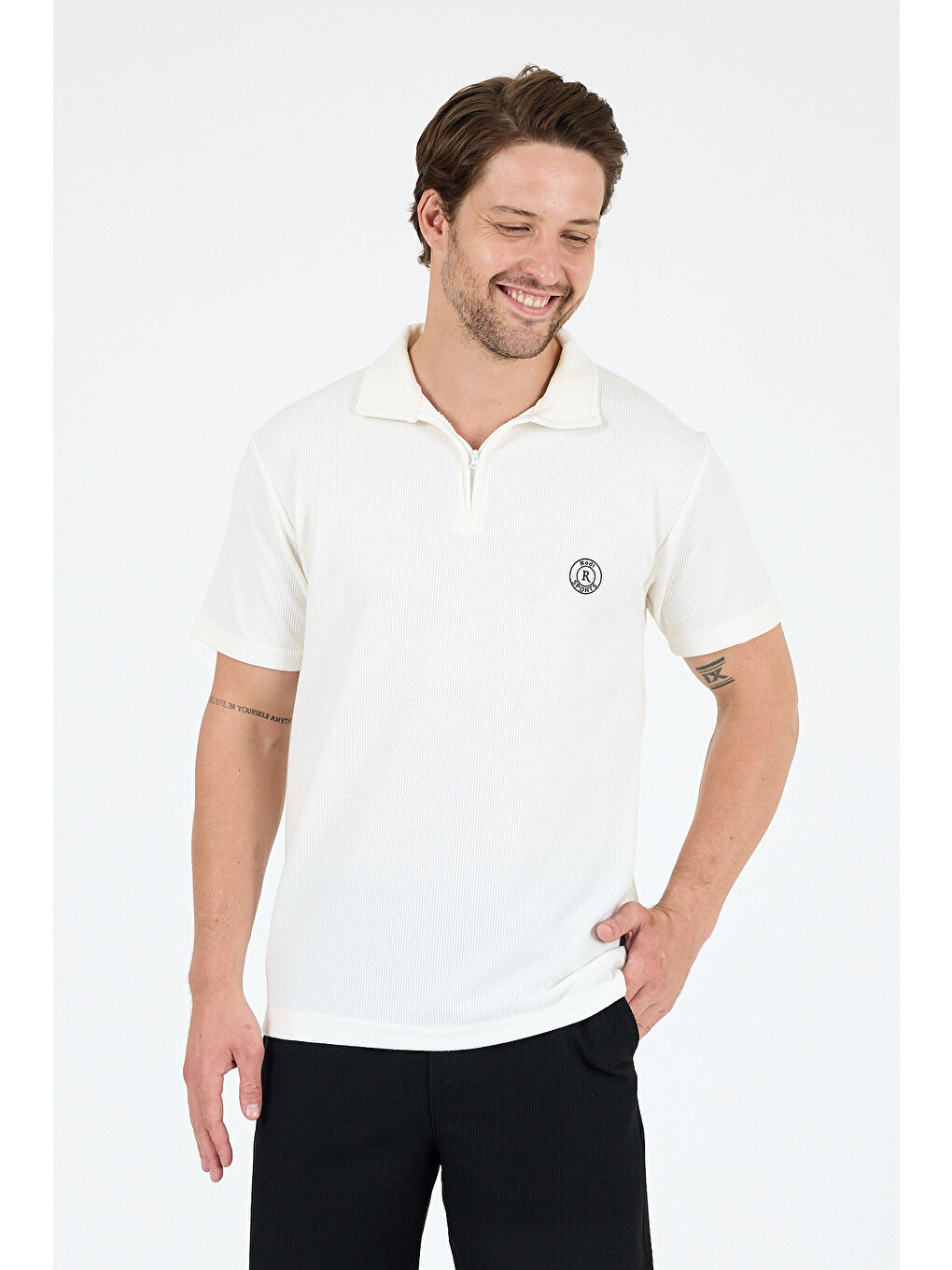 Ekru Erkek Kapris Polo Yaka Kısa Kollu Tişört – Rahat Kalıp, Nefes Alan Kumaş Erkek Tişört 7918-2