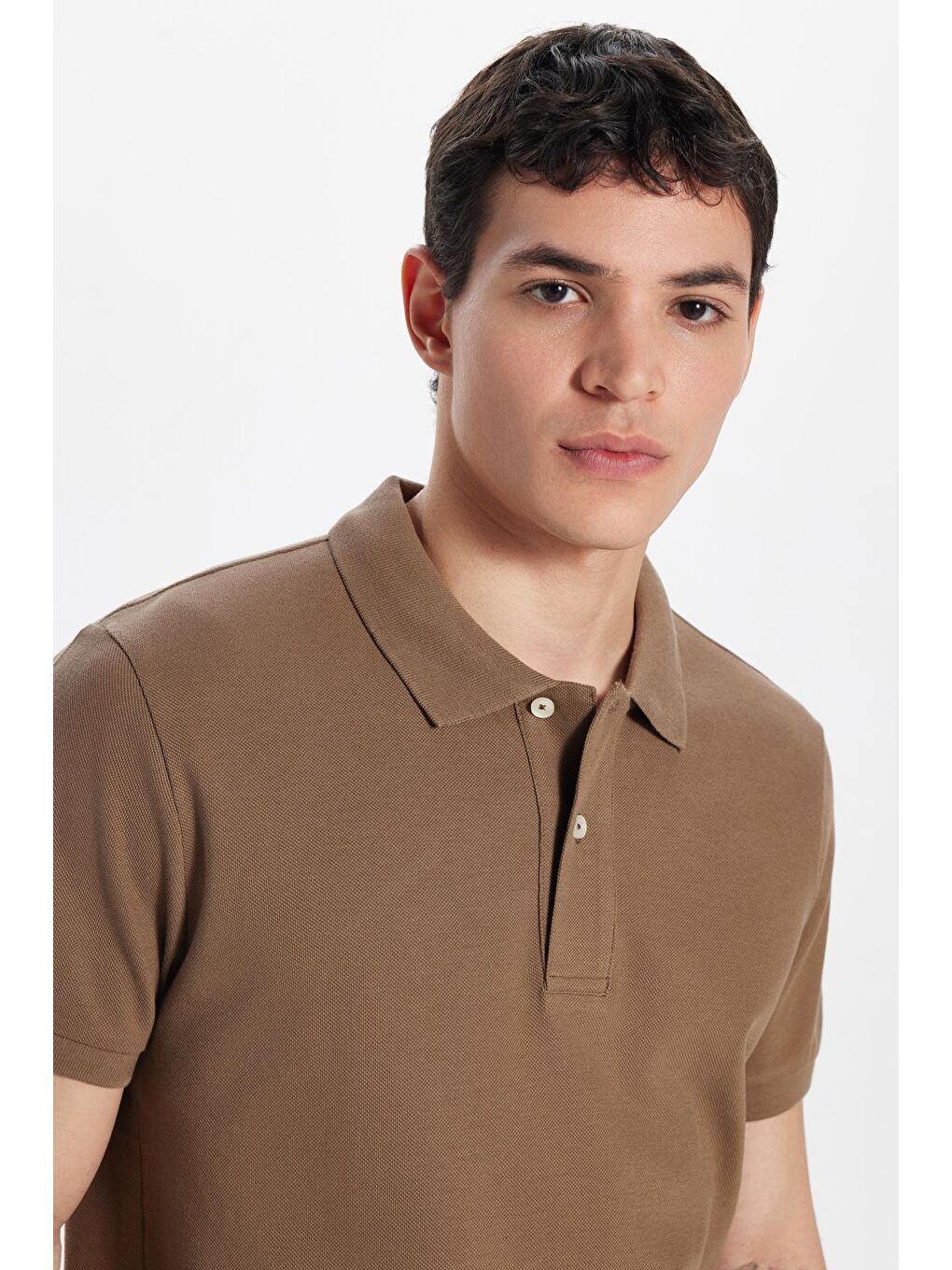 Erkek Slim Fit Dar Kesim %100 Pamuk Kahverengi Polo Yaka Tişört-1