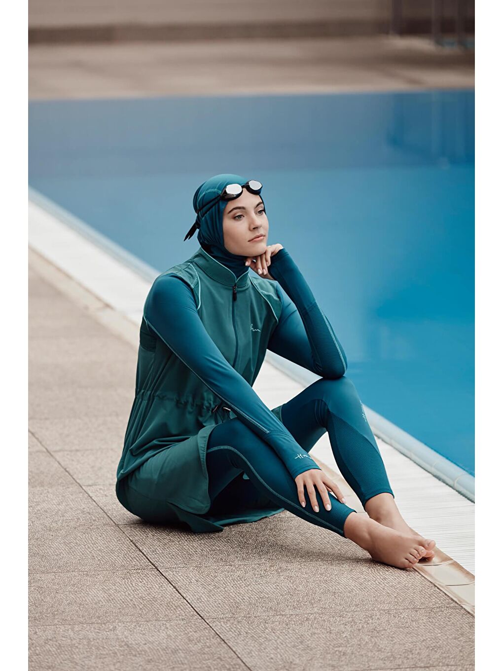 Turkuaz Performans Serisi Petek Doku Detaylı Su Yeşili 5 Parça Tam Tesettür Mayo Takımı H-Per50 2001-1