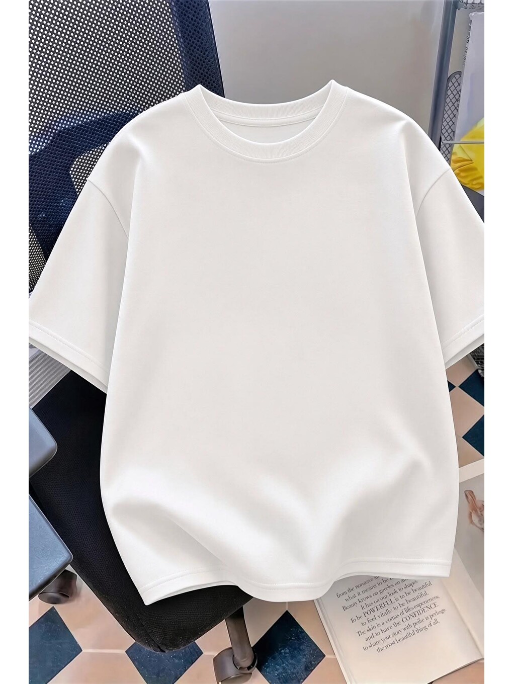 Beyaz Kedi Kalp Desenli Oversize/rahat Kesim Kısa Kollu T-shirt-1