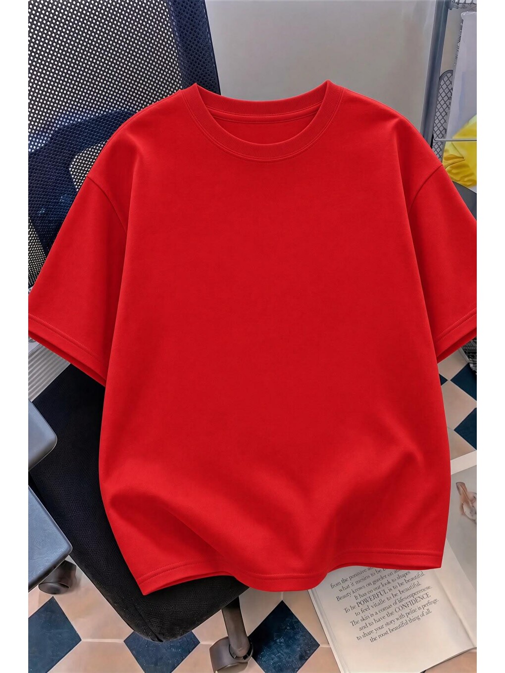 Kırmızı Kedi Kalp Desenli Oversize/rahat Kesim Kısa Kollu T-shirt-1