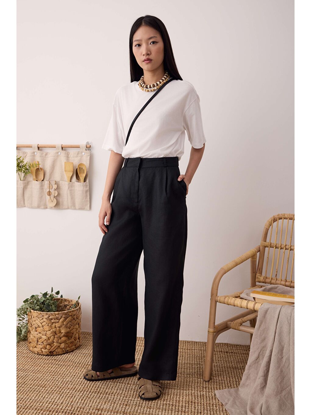 Pileli Basic Keten Pantolon Siyah