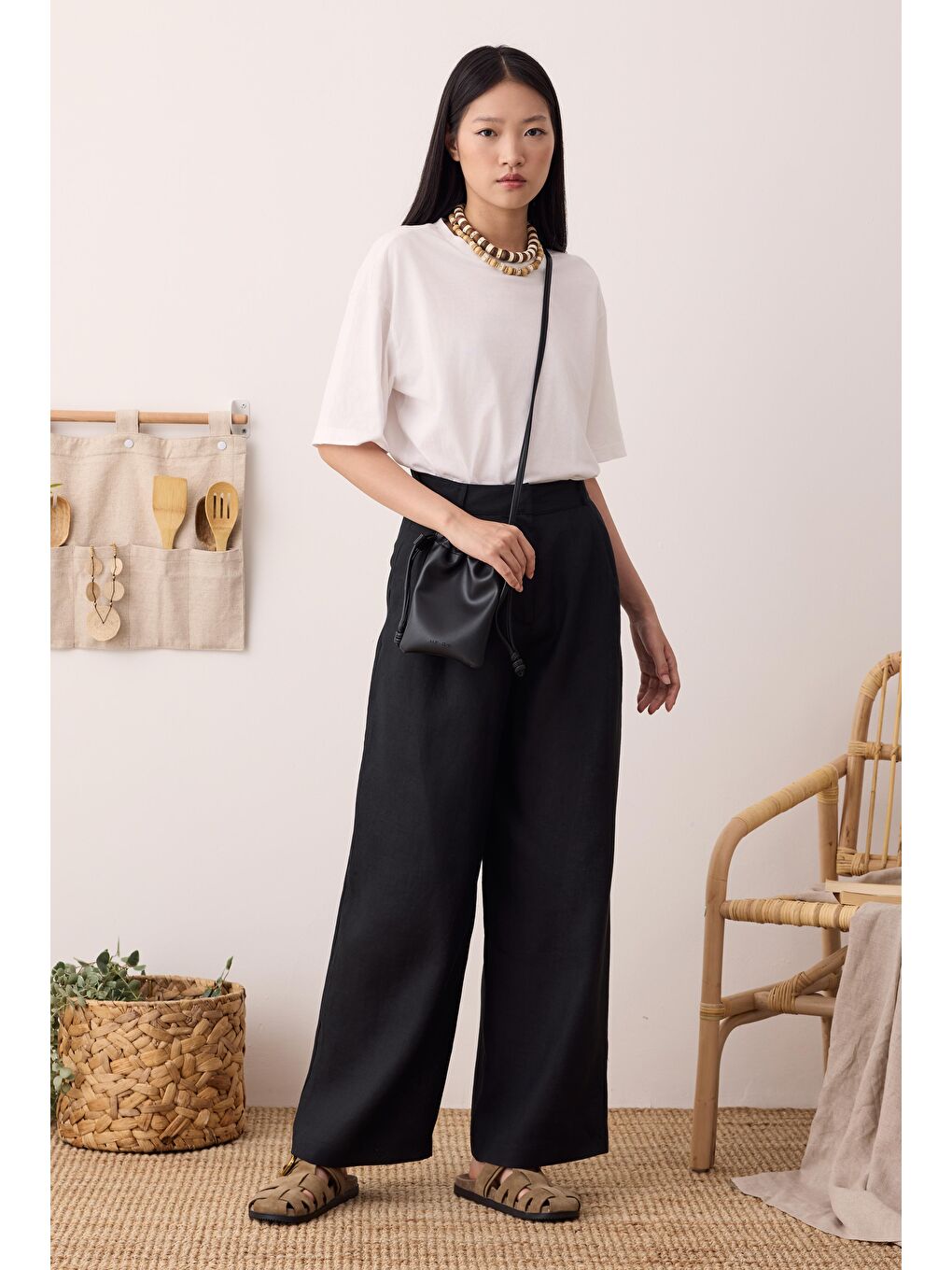 Pileli Basic Keten Pantolon Siyah-1