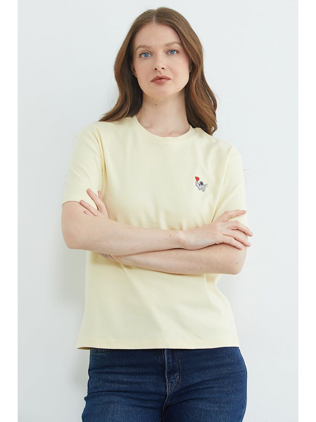 Sarı Fil Nakışlı Bisiklet Yaka Tişört-2