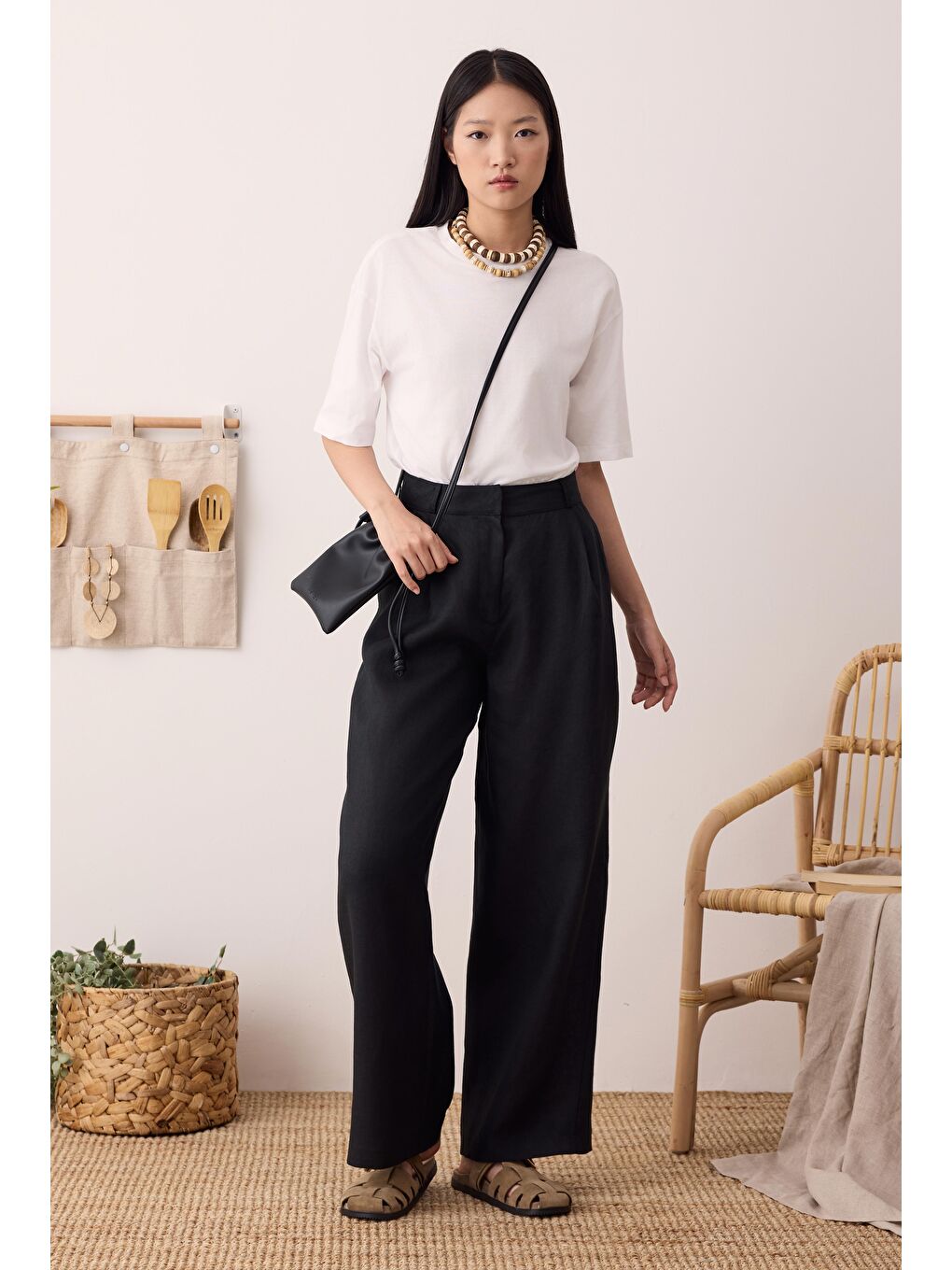 Pileli Basic Keten Pantolon Siyah-4
