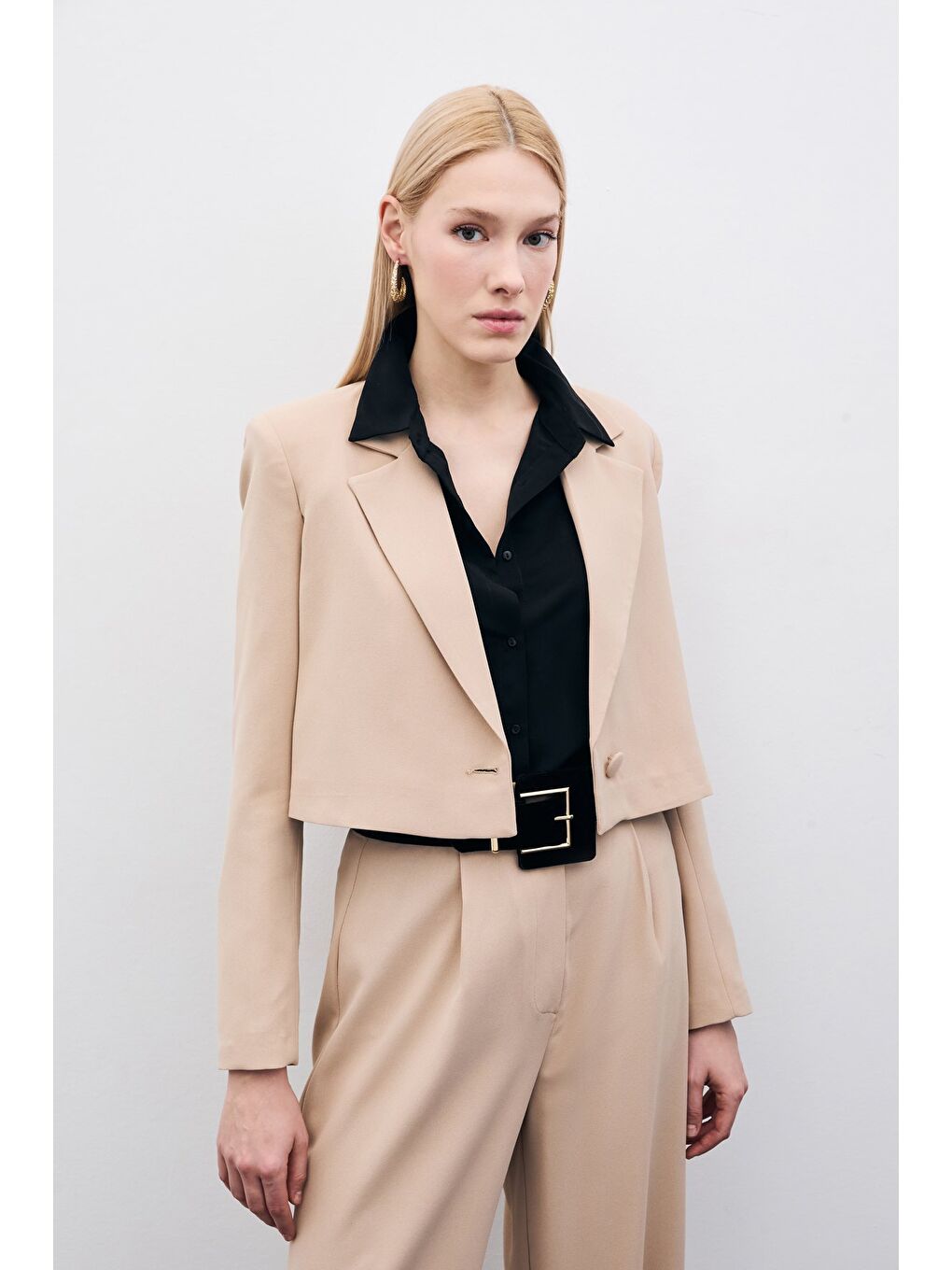 Kısa Krep Ceket - Bej-1