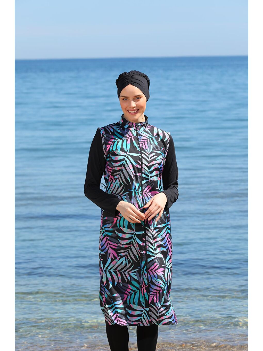 Siyah Dijital Baskılı Uzun Jile Model Kapalı Tesettür Mayo 3470-4