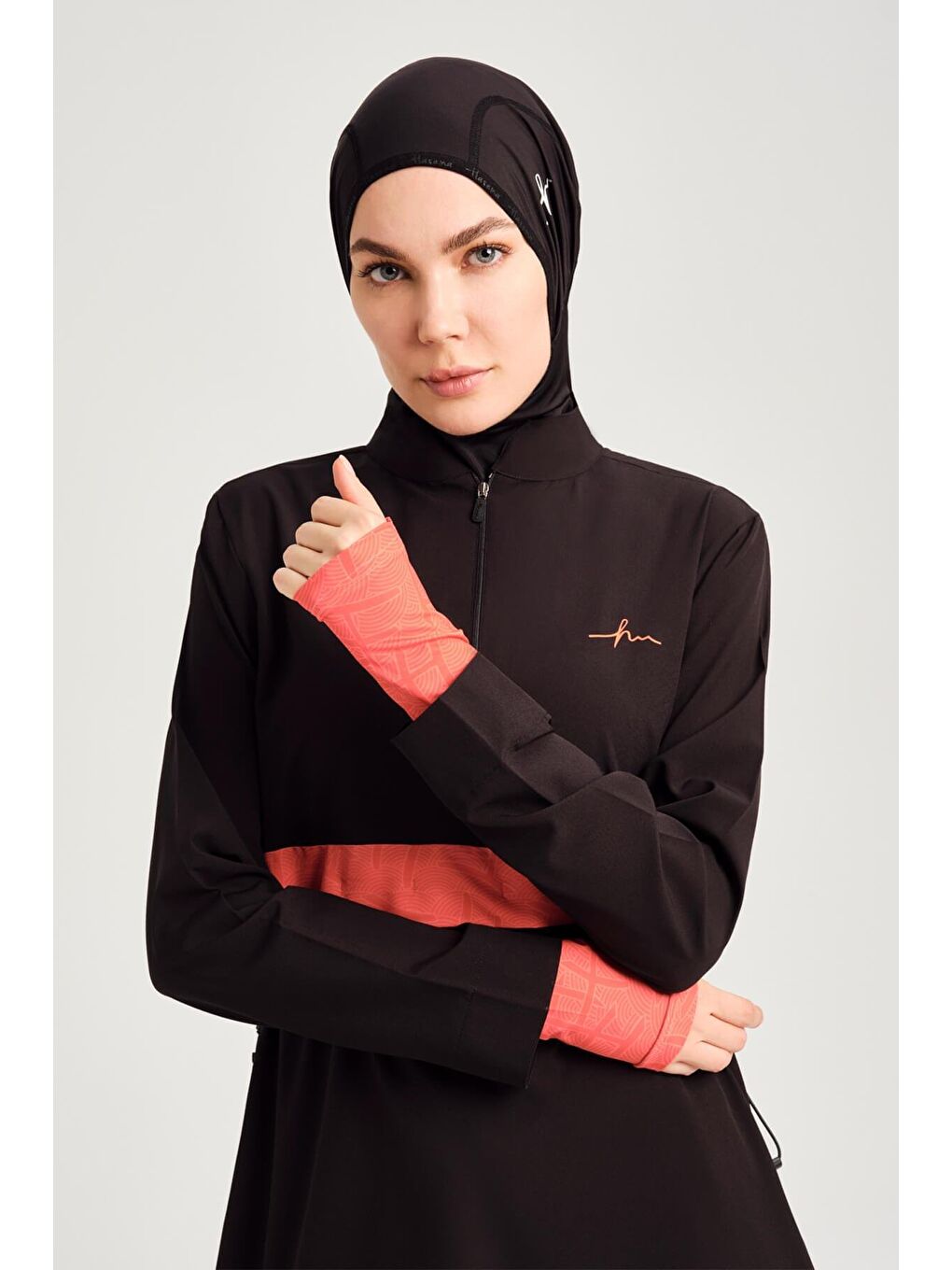 Esila Şerit Monogram Siyah Turuncu Tam Tesettür Mayo Üstü 2934-5