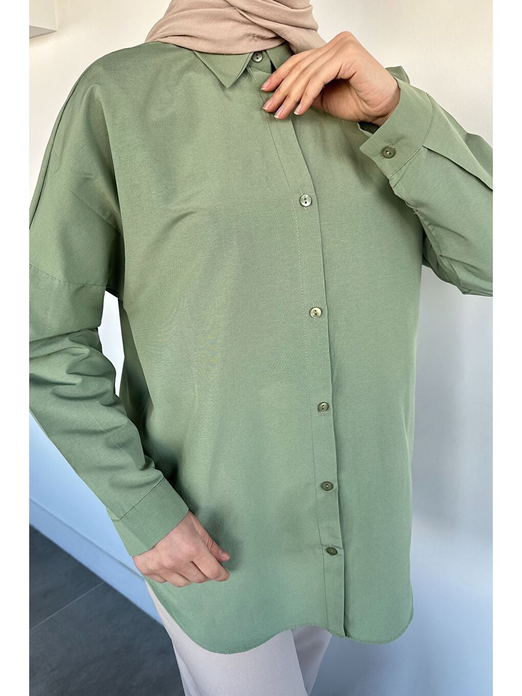 Haki Tesettür Klasik Gömlek-6