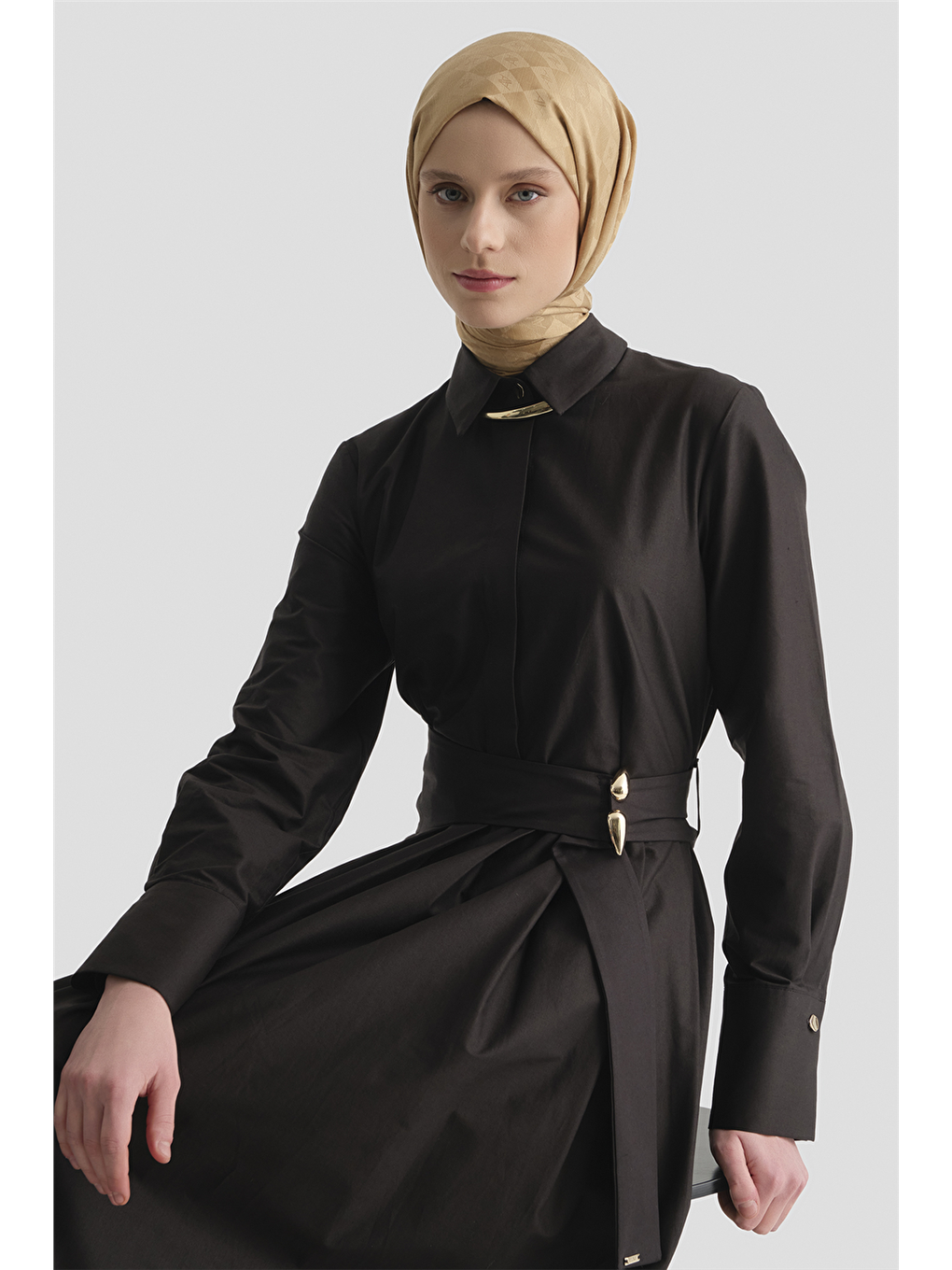 Kemer Detaylı Pamuk Elbise Siyah-4