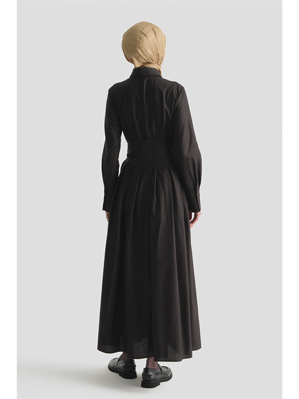 Kemer Detaylı Pamuk Elbise Siyah-5