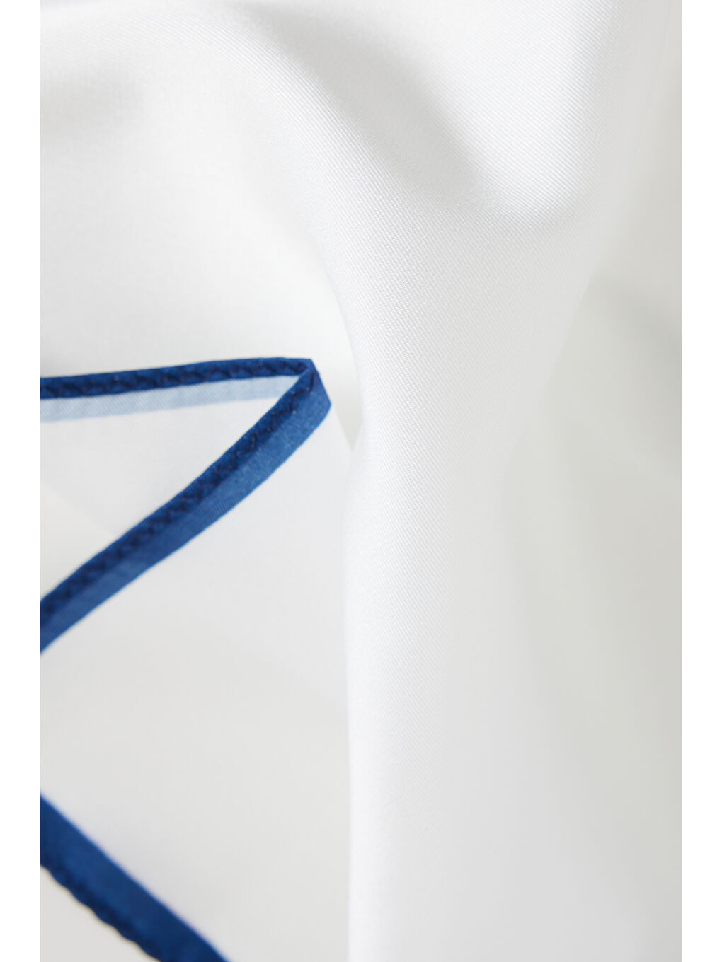 Erkek Beyaz-Lacivert Mendil-2