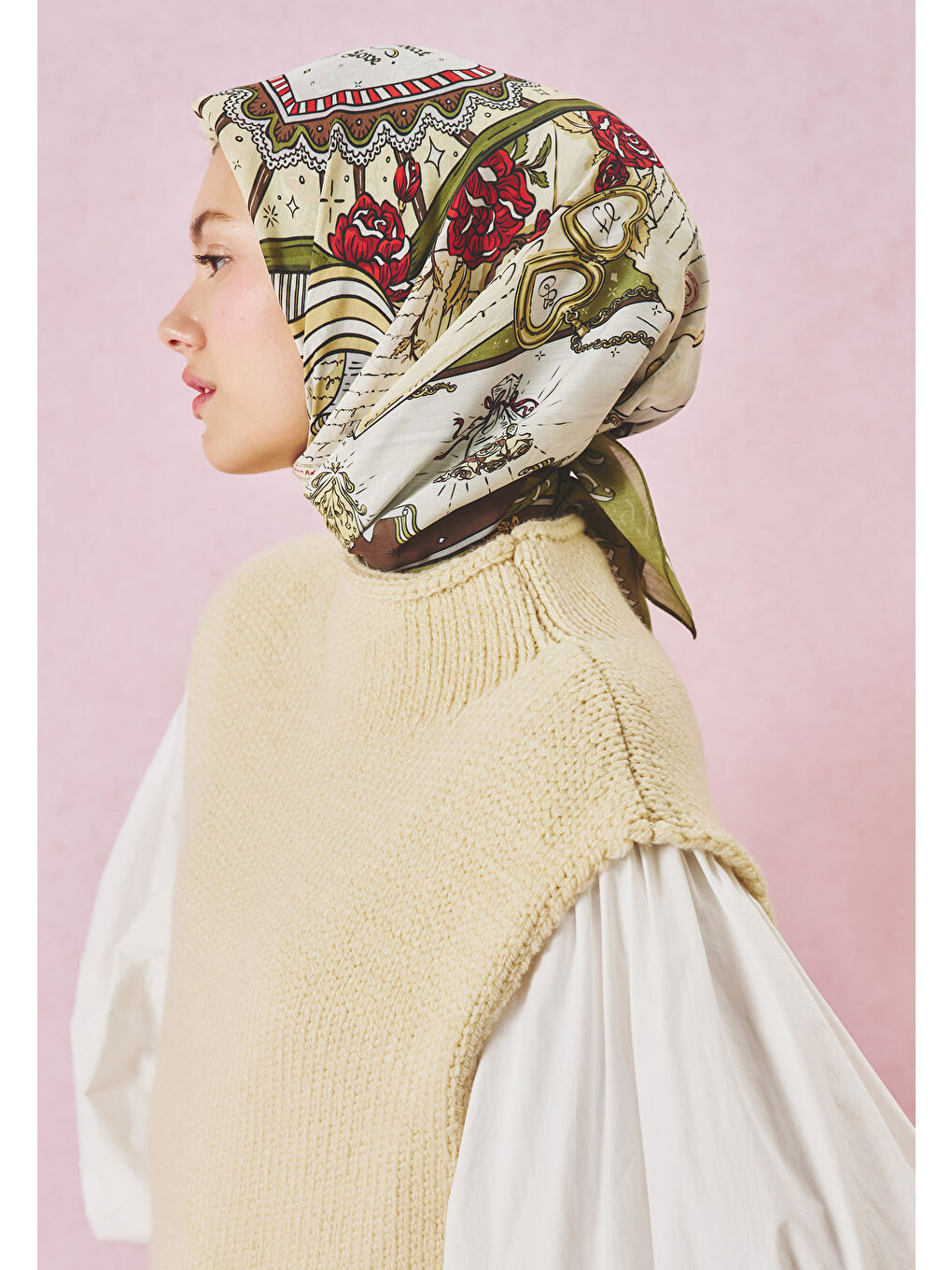 Yeşil BEAUTY AND THE BEAST DESEN FLOŞ VİSKON EŞARP FOREST-2