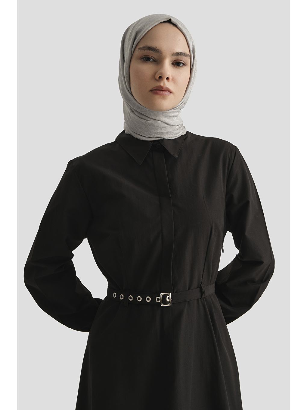 Kemer Detaylı Pamuk Elbise Siyah-1