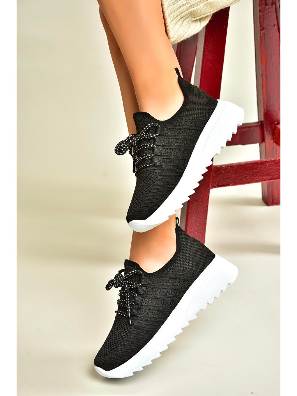 Siyah_Beyaz Kadın Sneaker U7021012-3