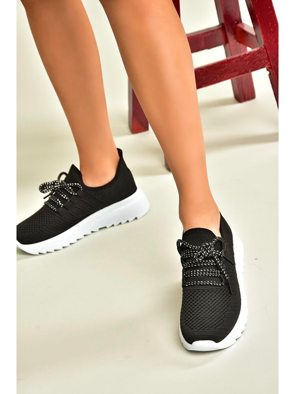 Siyah_Beyaz Kadın Sneaker U7021012-4