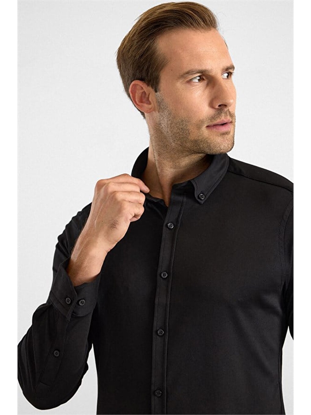 Siyah Slim Düğmeli Yaka Manşetli Casual Gömlek-1