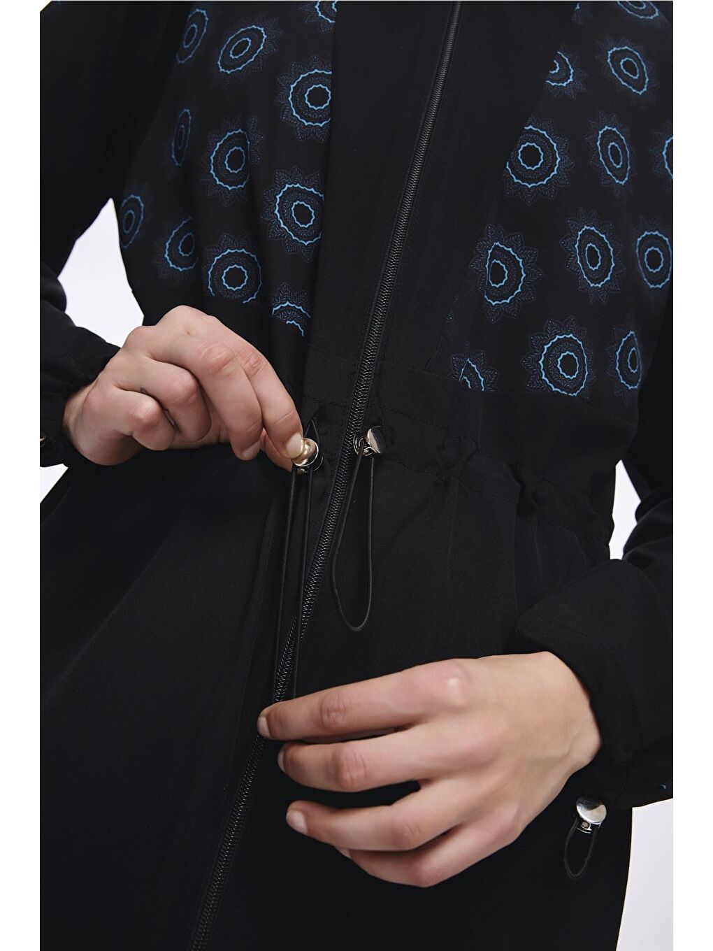 Anadolu Koleksiyonu Desenli Siyah Esnek Dokuma 6 Parça Tam Tesettür Mayo Takımı 5023-5