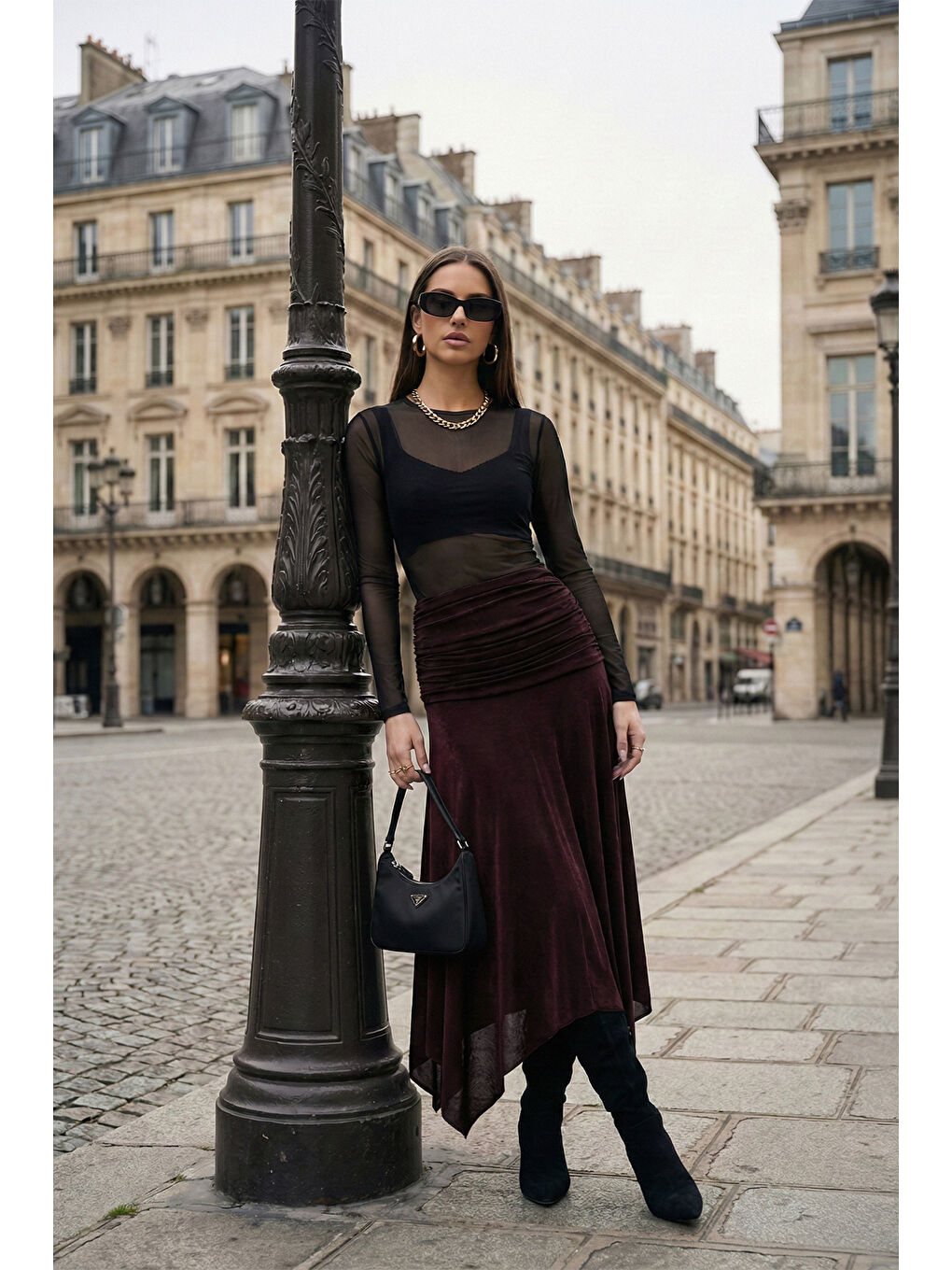 Mürdüm Asimetrik Kesim Drape Detaylı Yırtmaçlı Midi Boy Etek 6833366