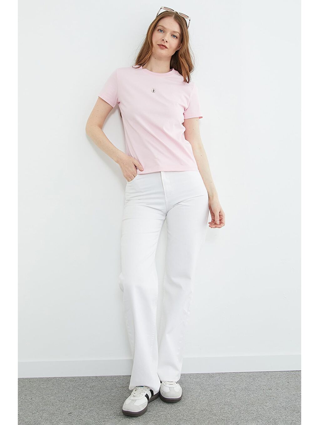 Pembe Metal Aksesuarlı Bisiklet Yaka Tişört-2