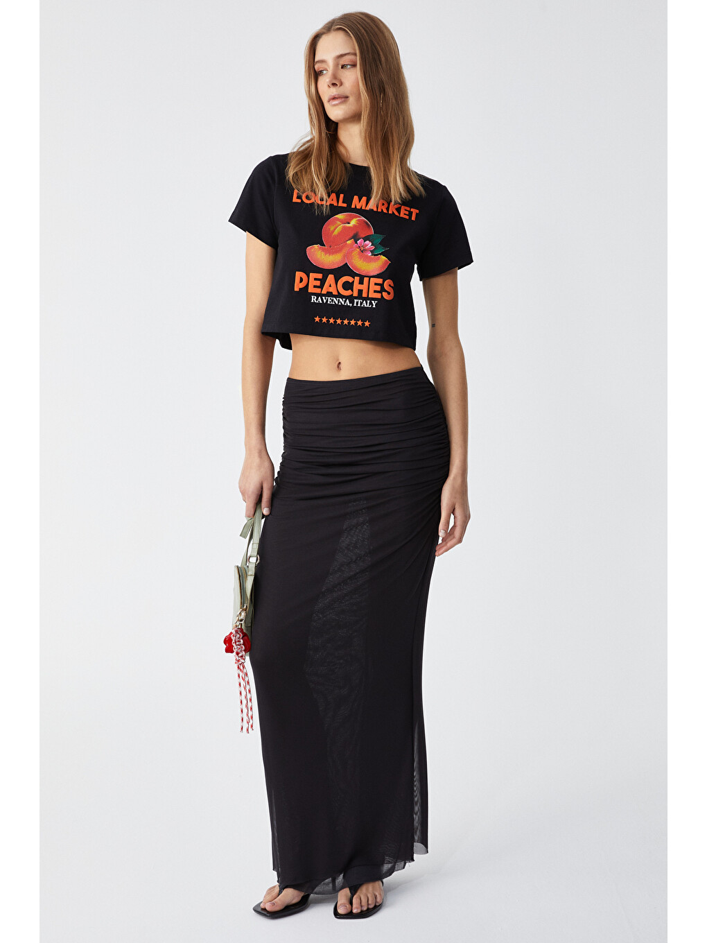 Belveth Kadın Bisiklet Yaka Oversize Siyah T-shirt-3