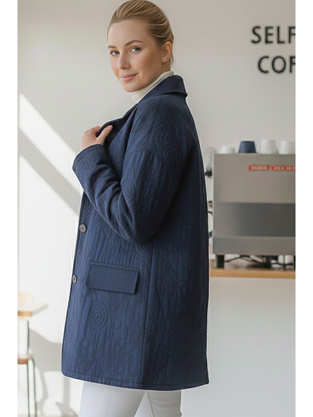 İtalyan Koyu Mavi Ceket Yaka Uzun Kol Düğmeli Allover Nakışlı Kapitone Oversize Dokuma Ceket 78 70-3