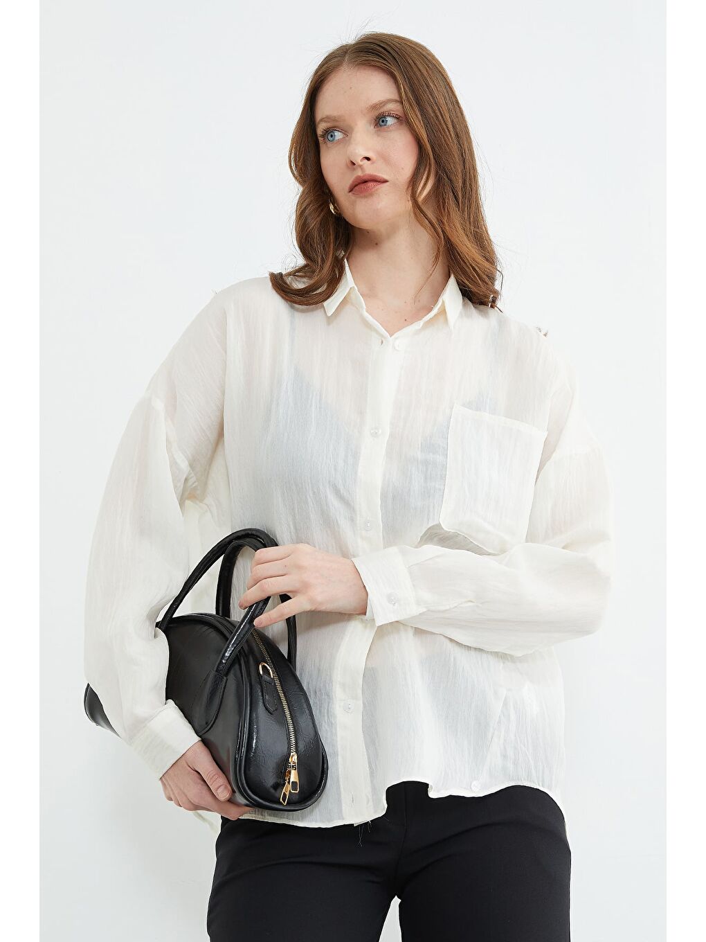 Ekru Tek Cepli Çapraz Düğmeli Oversize Gömlek-1