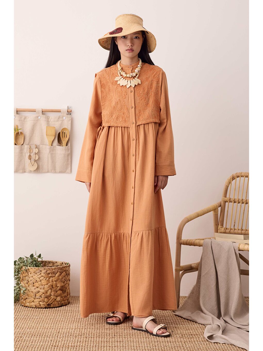 Pembe Önü Ters Rüzgarlıklı Elbise Somon