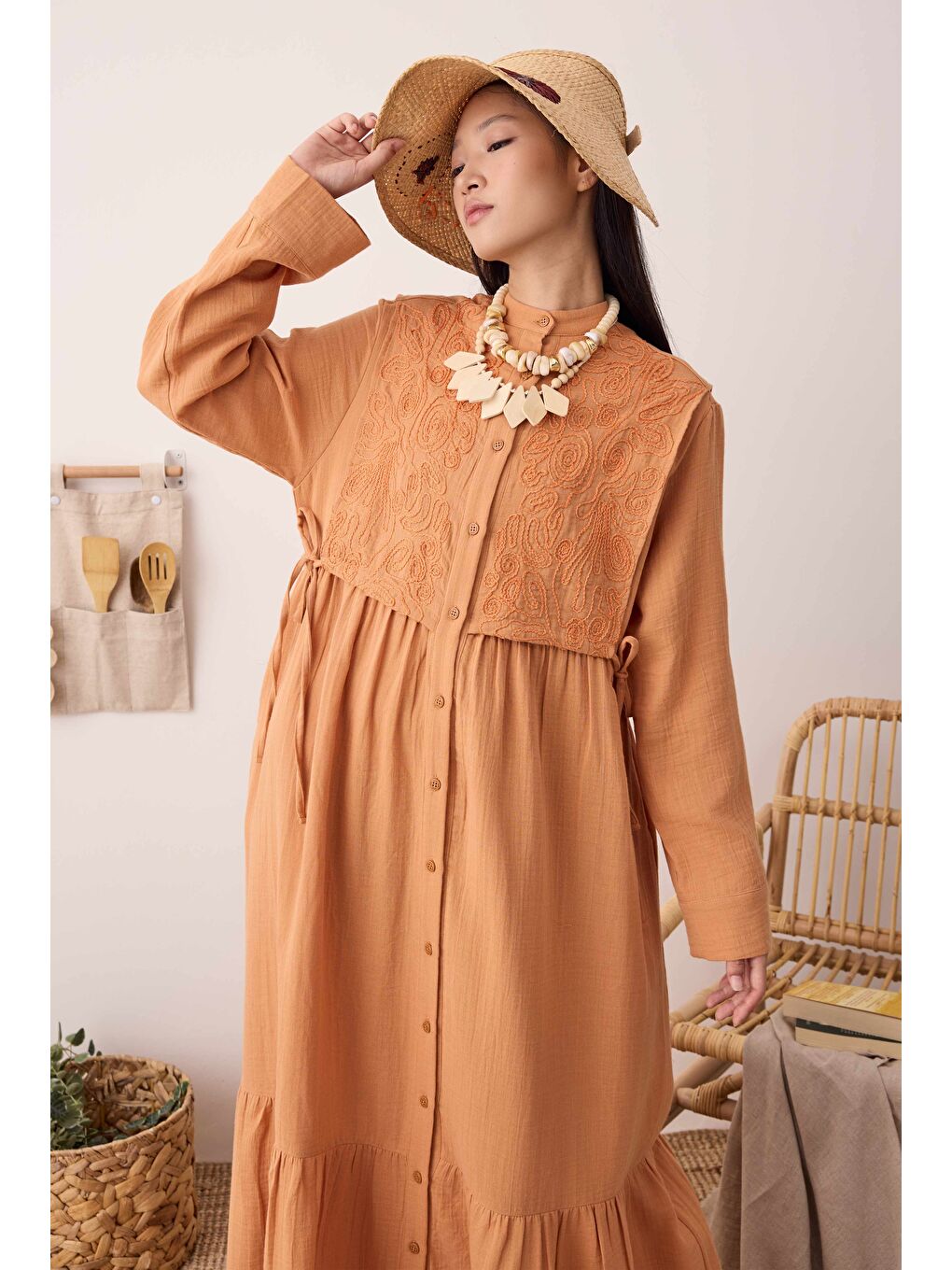 Pembe Önü Ters Rüzgarlıklı Elbise Somon-2