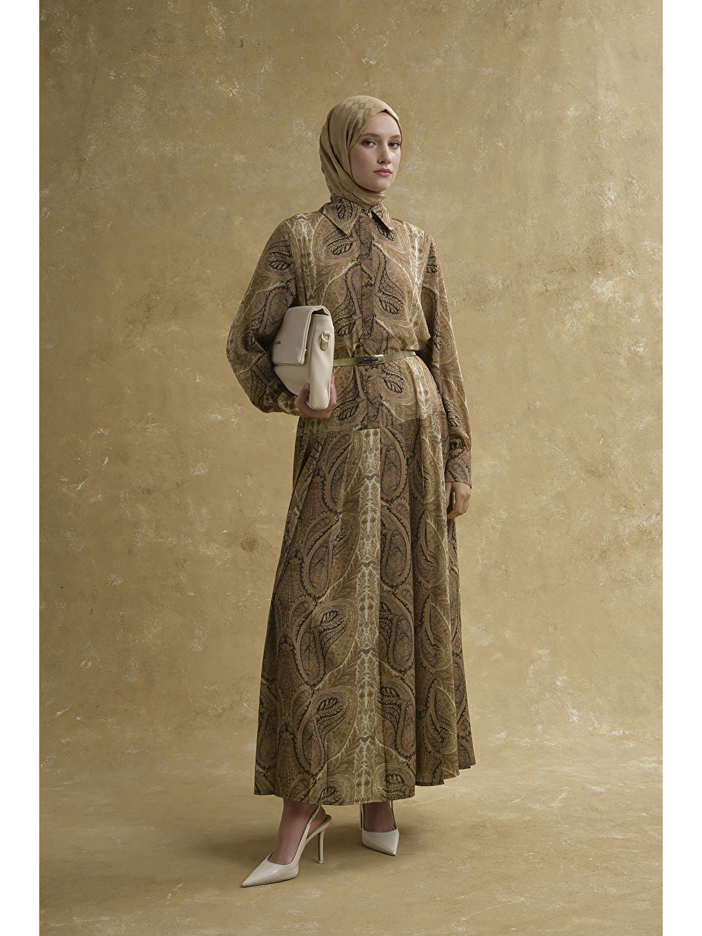 Kahverengi Şal Desenli Elbise Camel-1