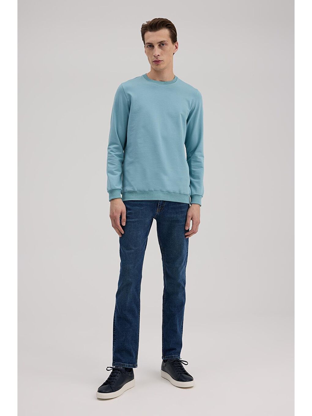 Yeşil Slim Fit Bisiklet Yaka Basic Sweatshirt