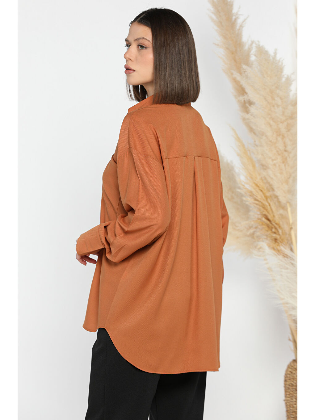 Kahverengi Kadın Tek Cepli Salaş Gömlek-3