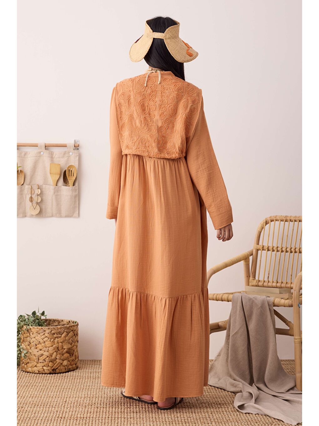 Pembe Önü Ters Rüzgarlıklı Elbise Somon-3