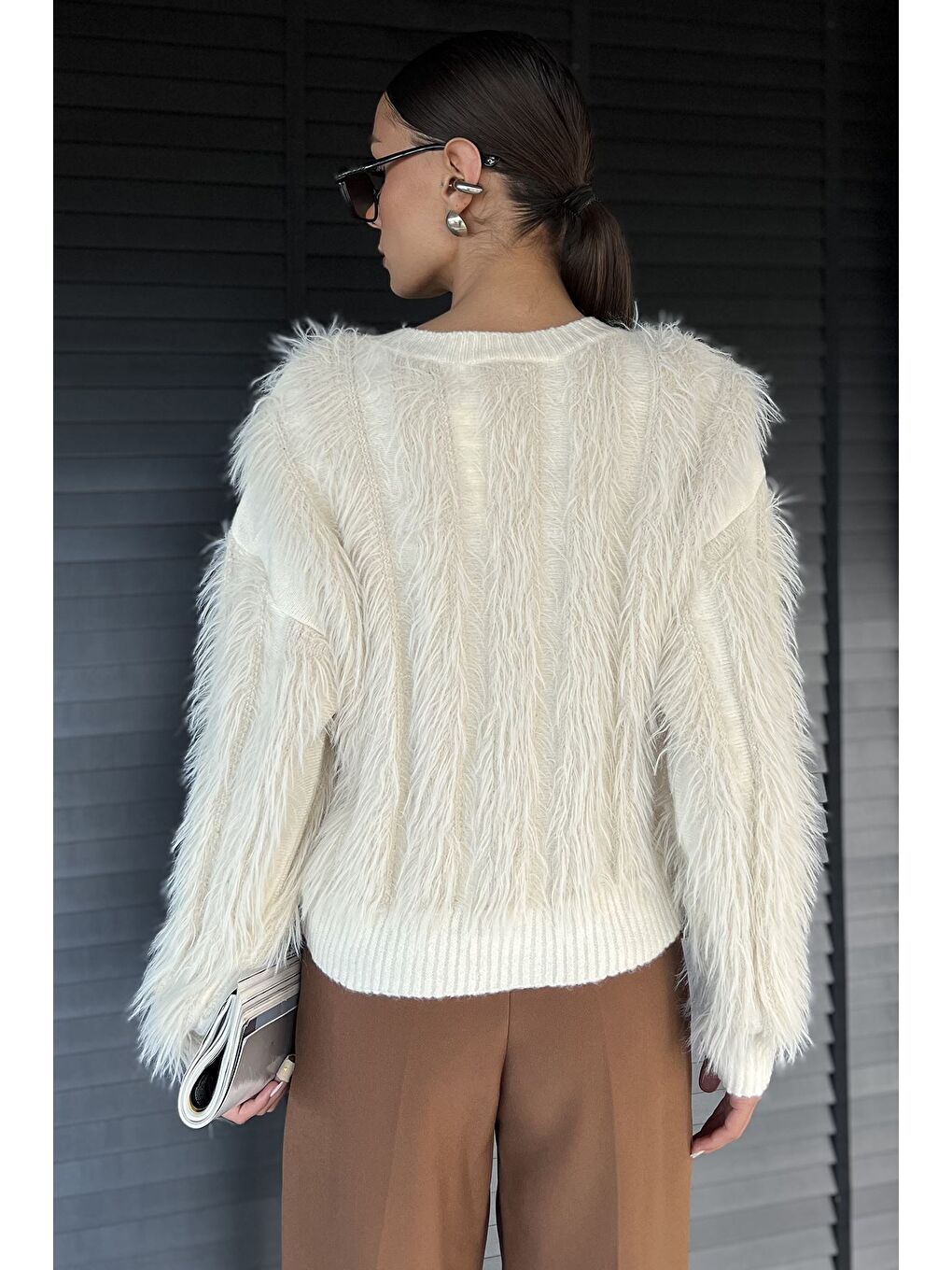 Ekru Sakallı Kadın Triko Hırka-3