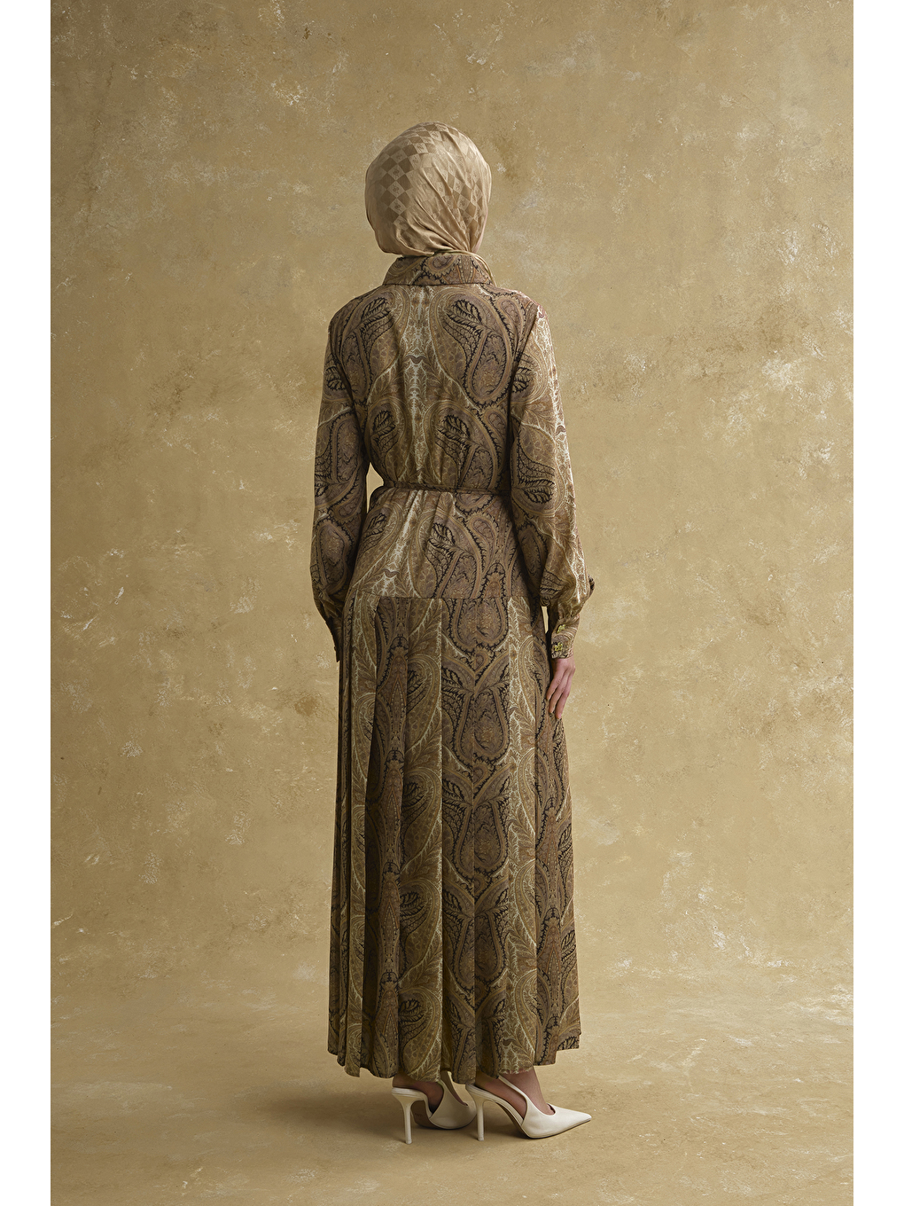 Kahverengi Şal Desenli Elbise Camel-4