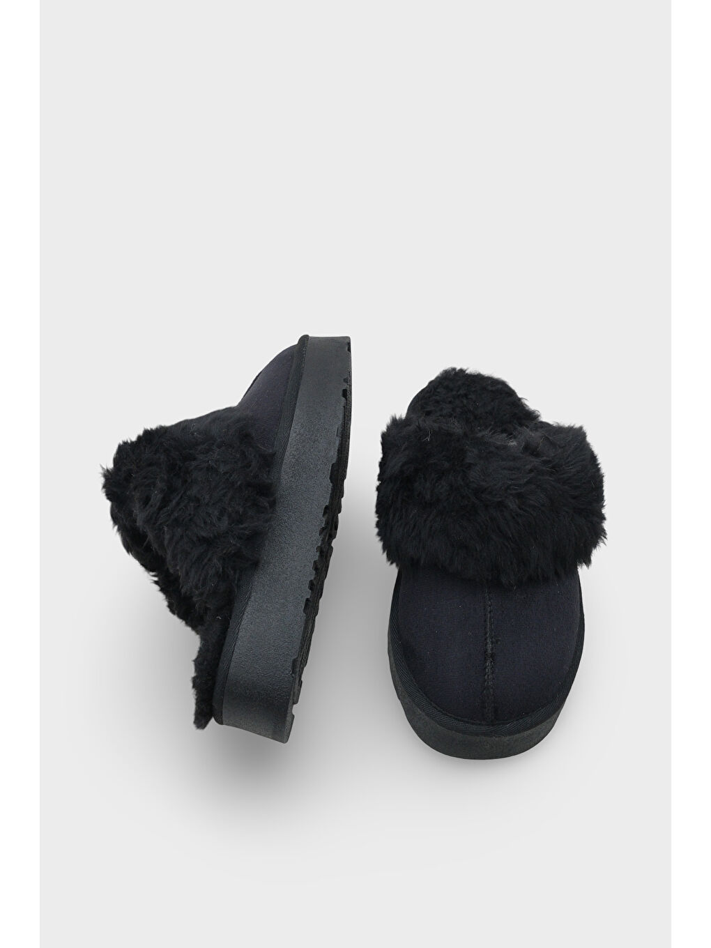 Siyah Florri Tüylü Burnu Kapalı Kadın Terlik-4