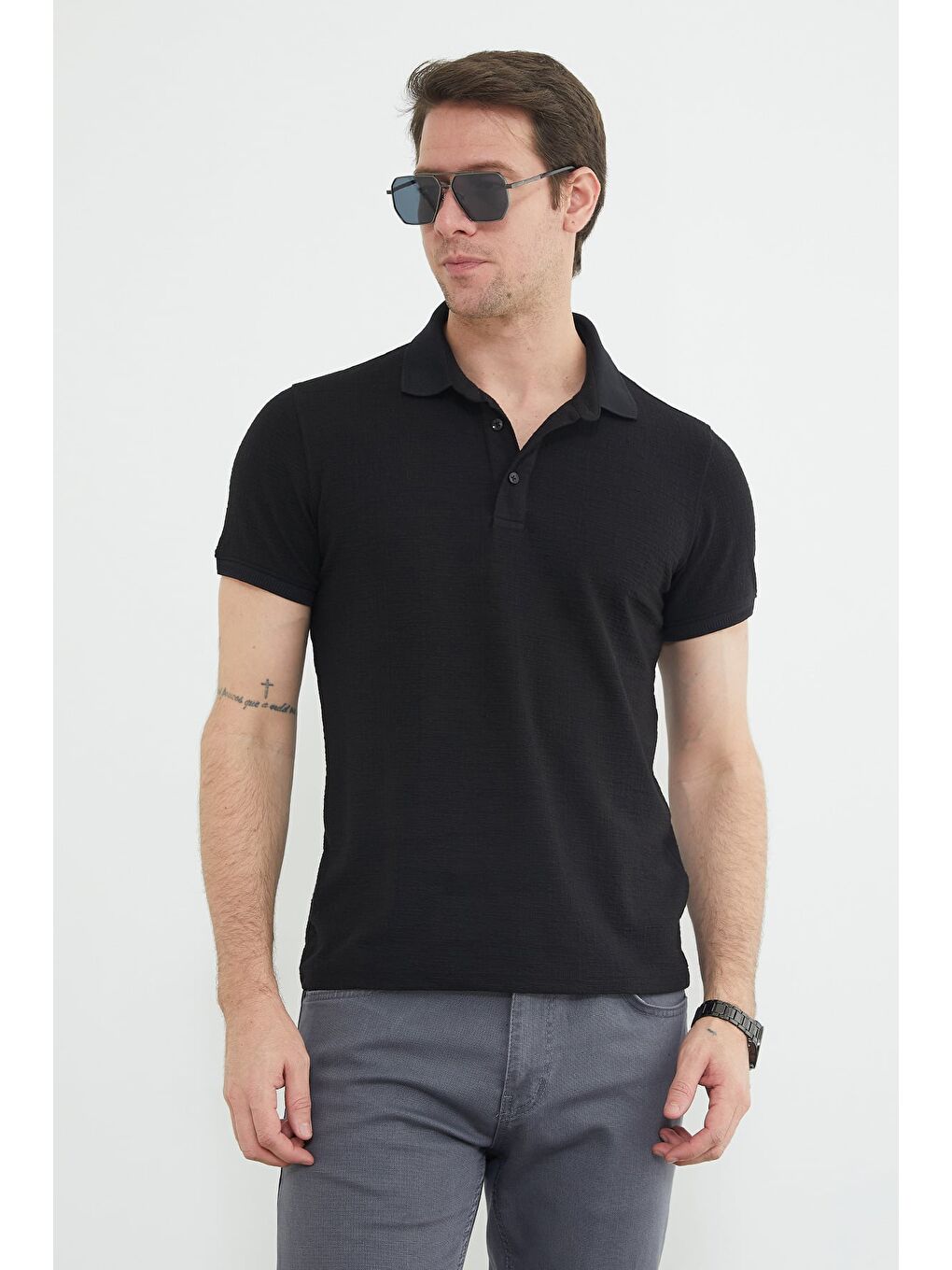 Siyah Basic Polo Yaka Regular Fit Tişört-1