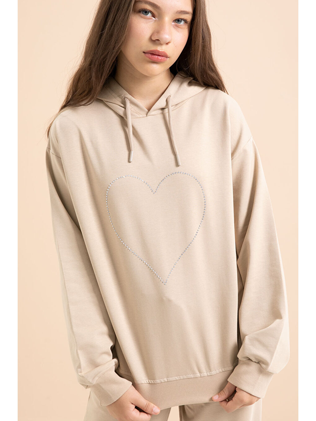 Bej Kalp Desenli Kapüşonlu Kız Çocuk Eşofman Takımı 21254-2